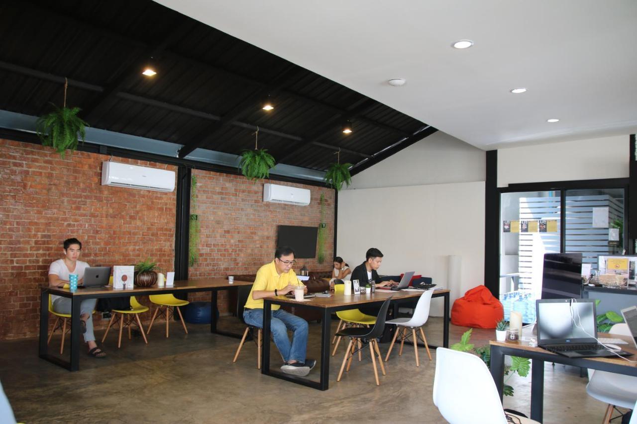 The Capsule By Unionspace (Adults Only) Bangkok Esterno foto