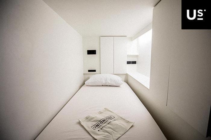 The Capsule By Unionspace (Adults Only) Bangkok Esterno foto